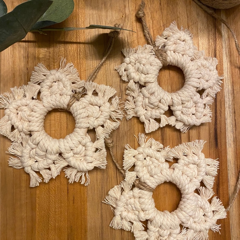 Macrame Christmas ornaments
